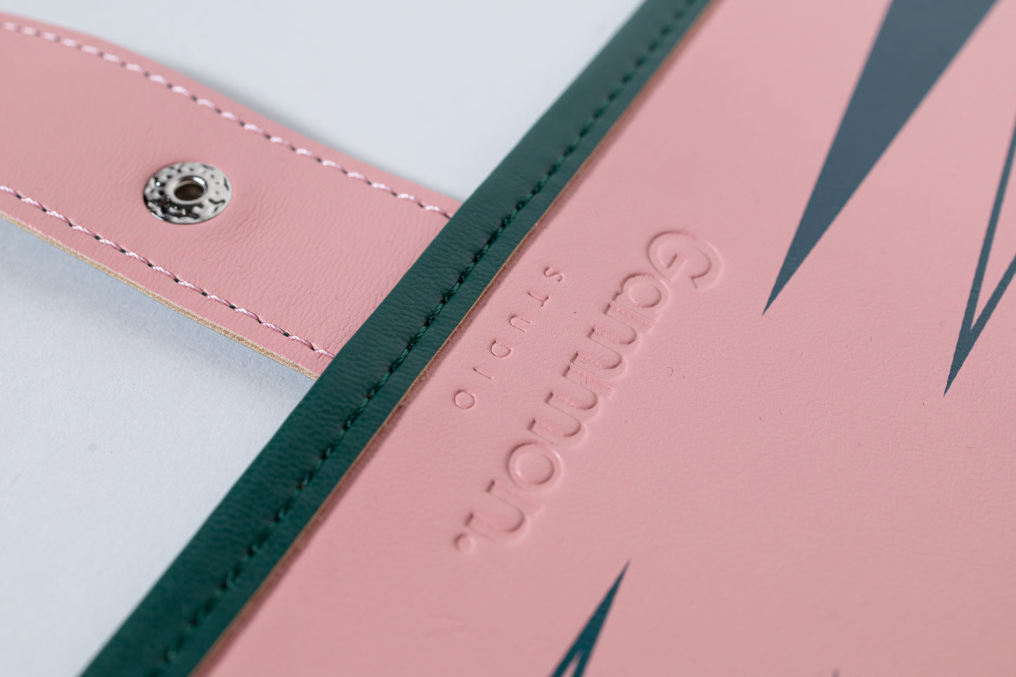 Beverly Hills Leather Backgammon Board